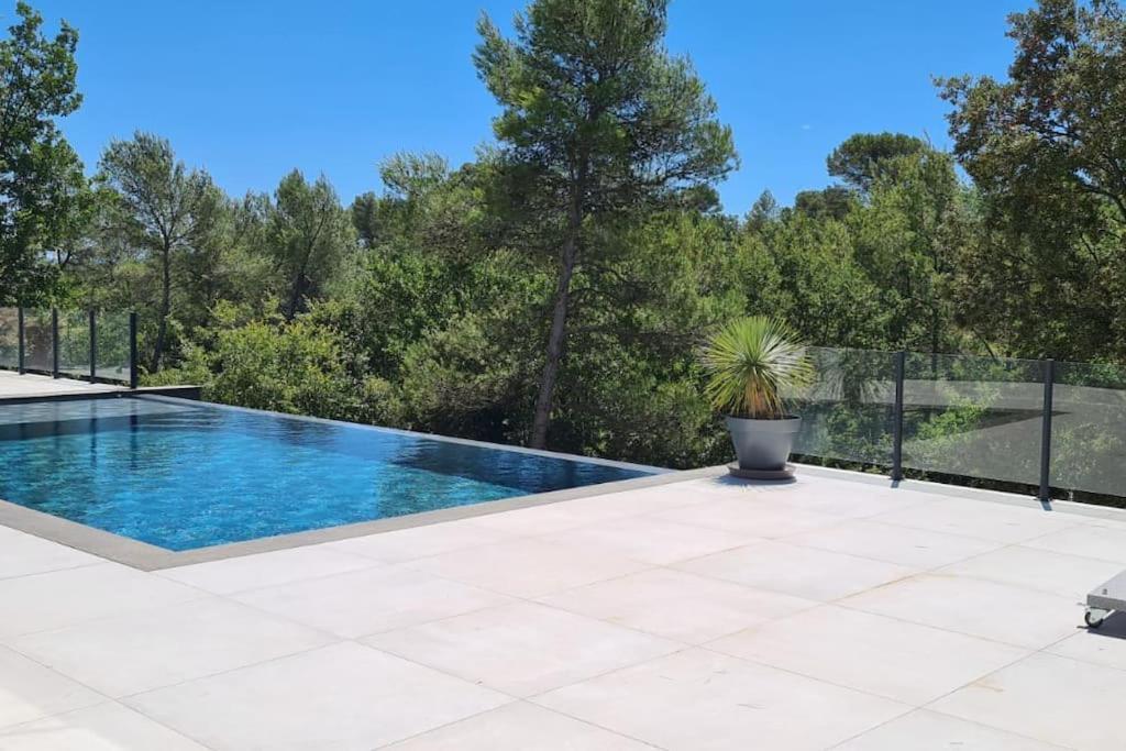 Petit Paradis Sur Golf Flassans-sur-Issole Екстериор снимка